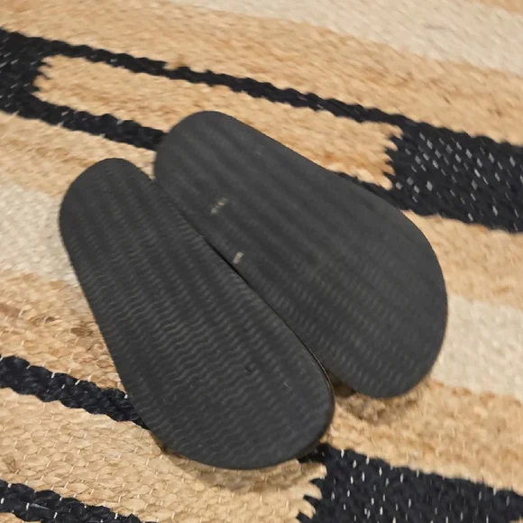 Free People Black Cork Bed Flat Sandals, Leather Upper, VGUC, Sz6, Comfort - Picture 6 of 11